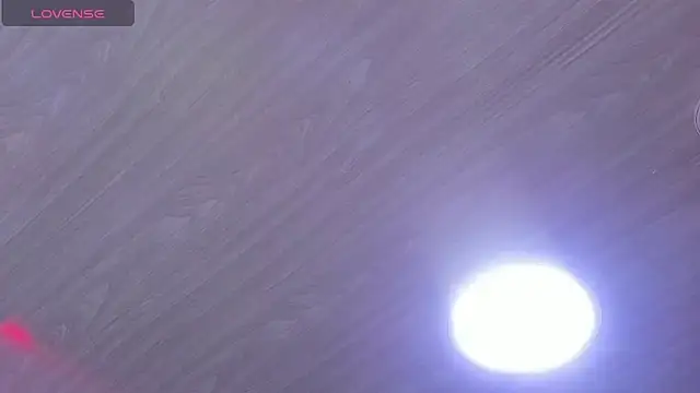 Show de CelesteVega33 na webcam