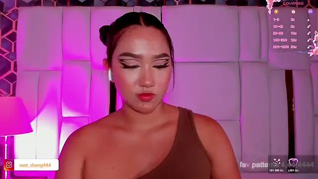 ween_sheng_ Chat XXX live