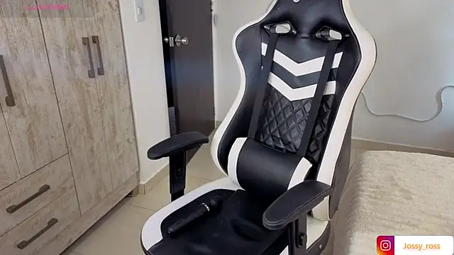 Victoryyy_'s Live XXX Chat