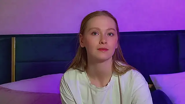 AgataFoxley Chat XXX live