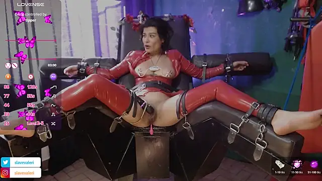 kenllyhot_and_valeriahell's Live XXX Chat