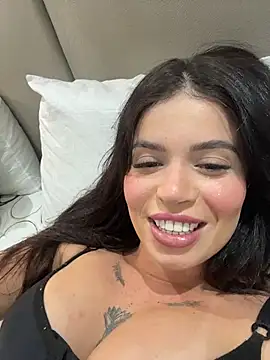 Show de Rafaellaz na webcam