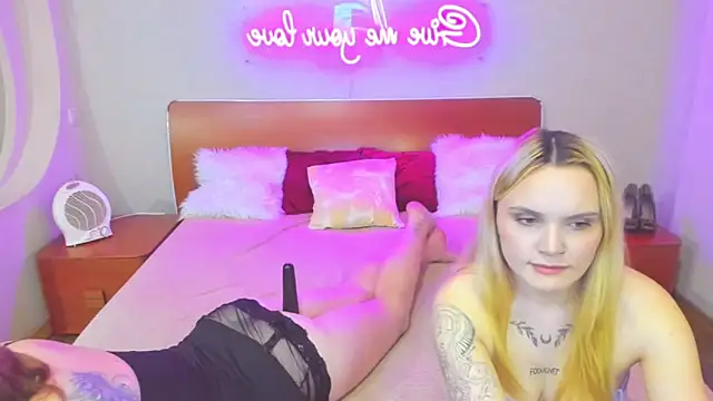 Show modela MagicEyess na web-kameri