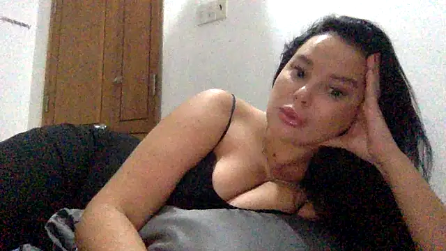 Fayronna: απευθείας συνομιλία ΧΧΧ