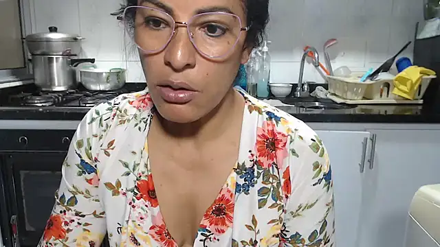 kateleyagrey's Webcam Show