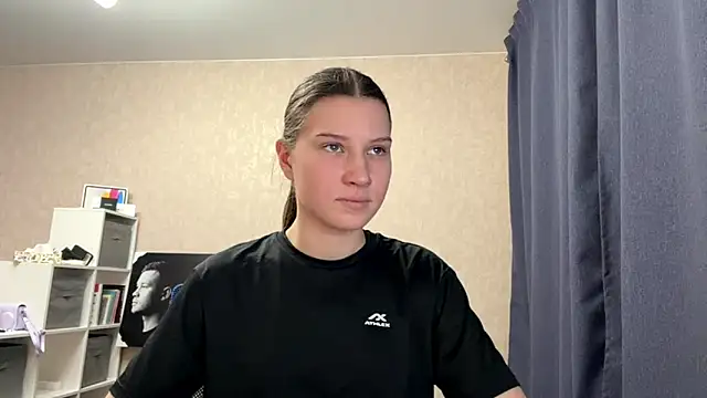 CloudyTube live XXX chat