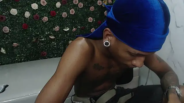 ManSant: απευθείας συνομιλία ΧΧΧ