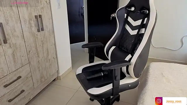 Victoryyy_ 现场XXX聊天