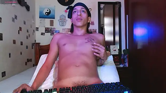 DannyPhantom555 现场XXX聊天