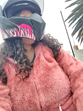 Chat +18 de You-sexy-starr ao vivo