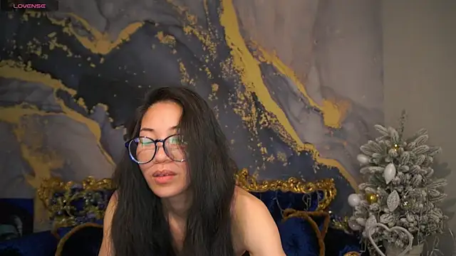 Yen_Star Live XXX Chat