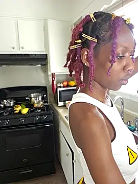 oliviaprettypussy Adlı Modelin Canlı XXX Sohbeti