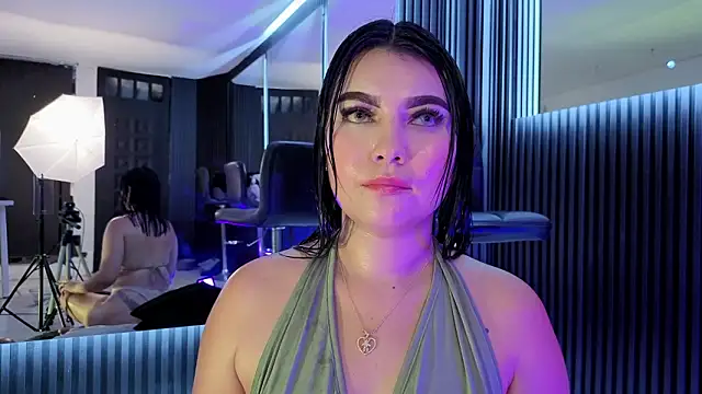 MiaaFarrel 라이브 XXX 채팅