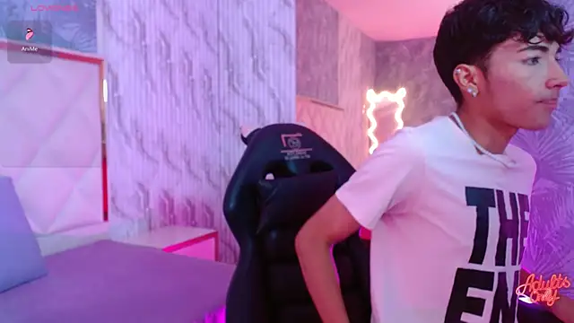 Chat XXX ao vivo de osamu_tay