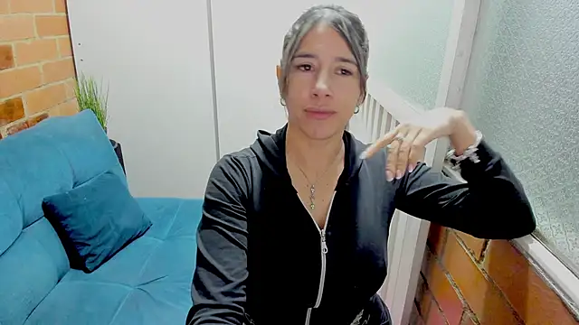 Chatroom XXX en direct de Penelope47