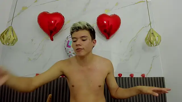 AndyFame1 élő XXX-chatje