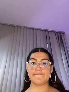 kendra_crow_ Show Webcam