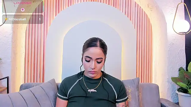 Tamara-evans Adlı Modelin Canlı XXX Sohbeti