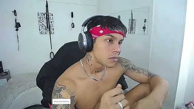 Leonard_Price Chat XXX live