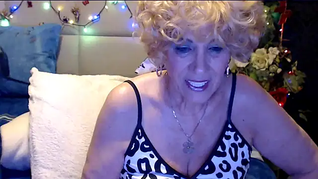 HappyWomanOn: онлайн-секс-чат