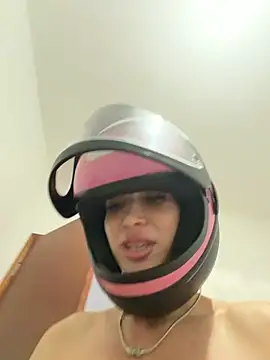 Irresistible24 Live XXX-Chat