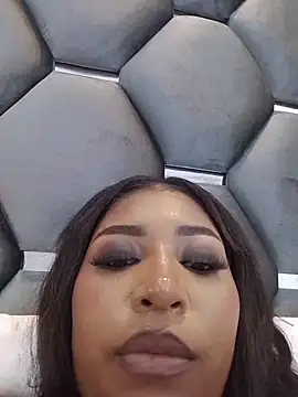 Czat XXX na żywo – VanessaGlenn