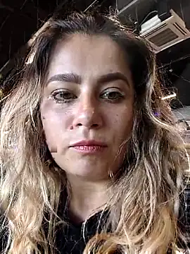 Czat XXX na żywo – Sweet_Bella_Valery