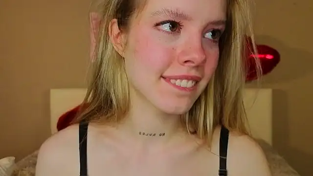 Chat XXX en directo de TiffinyMergist