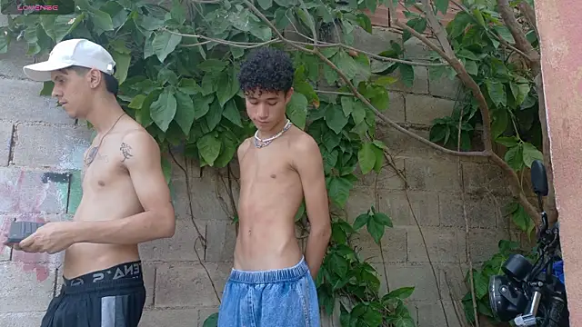 trebol_25's Webcam Show