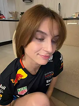 -AngelAri-n Webbikameraesitys