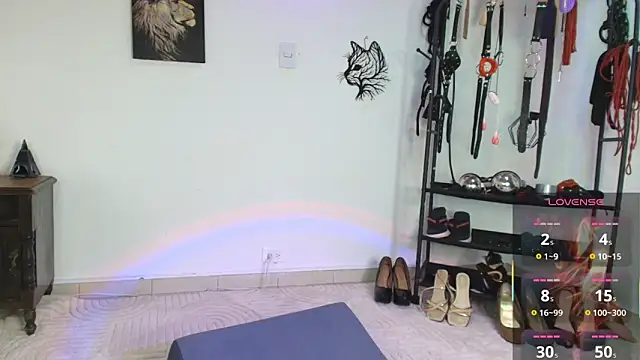 Chatroom XXX en direct de ariannaconnor_