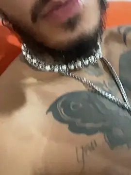 liyamjunior: απευθείας συνομιλία ΧΧΧ