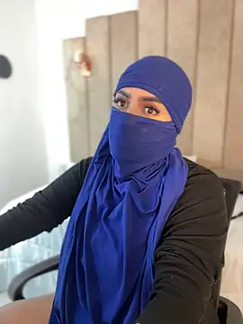 rashaaa_ élő XXX-chatje