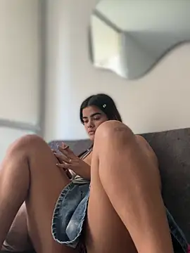 Živý XXX chat Kaily_Sweet16