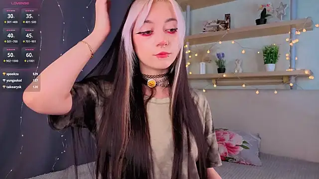 TristaRoht's Live XXX Chat