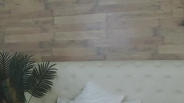 แชท XXX สดของ PerfectMom