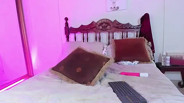 Alice_Foster_ Pertunjukan Webcam