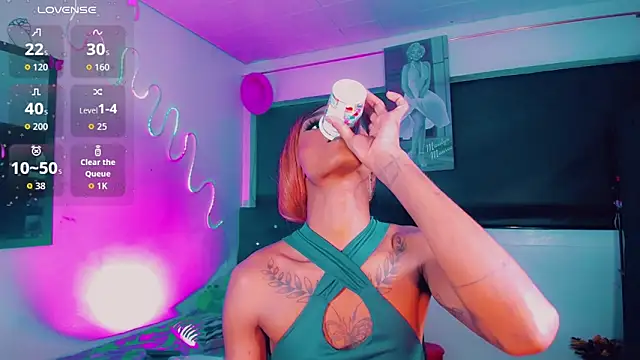 Kendall_hornyyn Live XXX chat