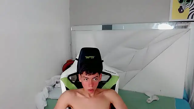 XXX chat uživo modela Liarr_