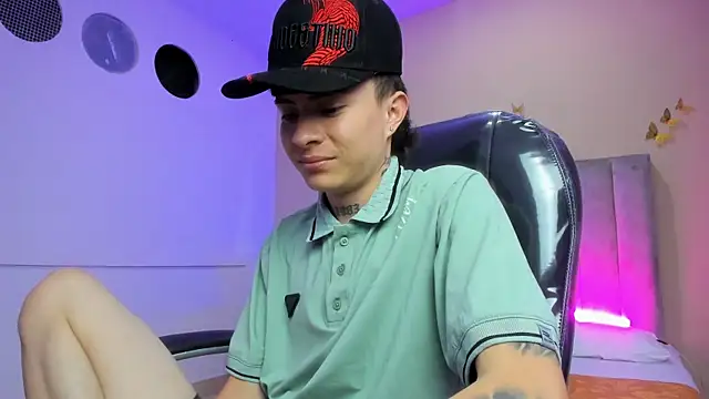 XXX chat uživo modela Nascary_Fox