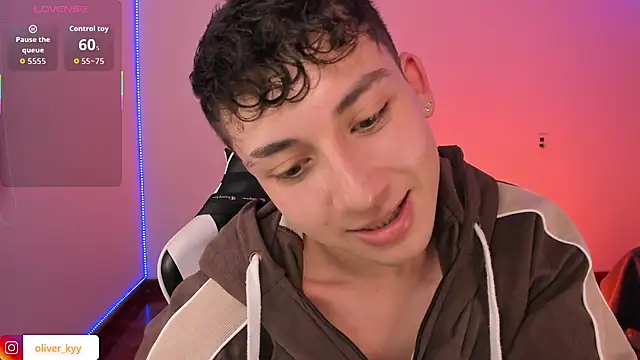 عرض كام oliver_kyy