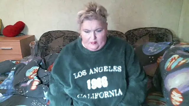 Lana555 élő XXX-chatje