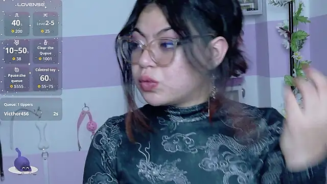 Chat XXX en directo de Catwhite_