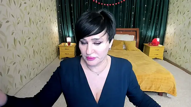 Chat XXX ao vivo de KiraTempt