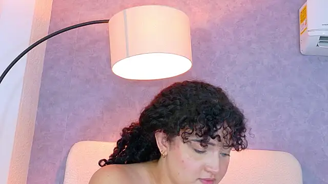 Tracielowe_wのライブXXXチャット