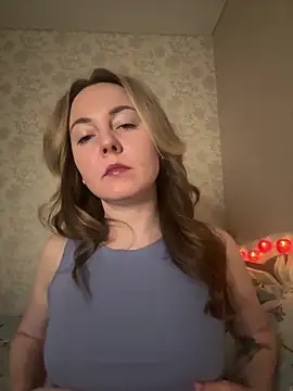 Elineaa Live XXX-Chat