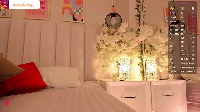 cute__cherry_: απευθείας συνομιλία ΧΧΧ