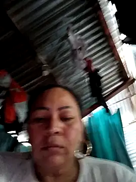 Chat +18 de Dirty_Candy ao vivo