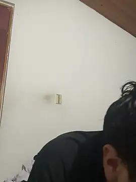 oliver_price1 élő XXX-chatje