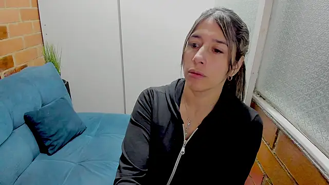 Penelope47 – Live XXX-chat